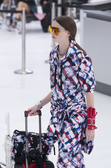 飛機是皮膚的「殺手」？機上護膚不是想像中那麼簡單