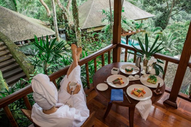 Is the 5am Club Worth Getting out of Bed For?