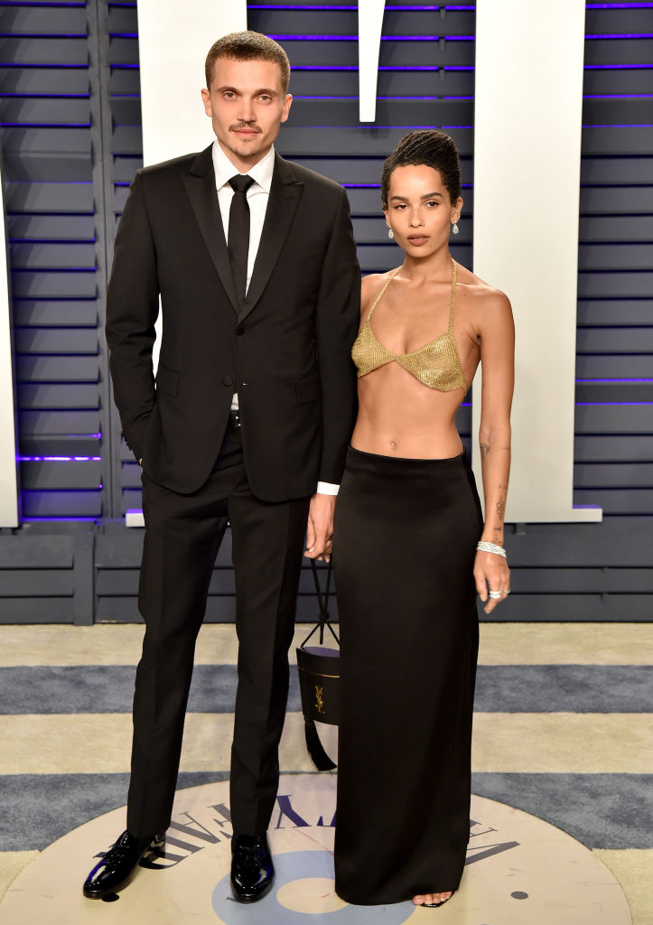 新任「貓女」Zoë Kravitz 分享巴黎婚禮照片，終於公佈其婚紗款式