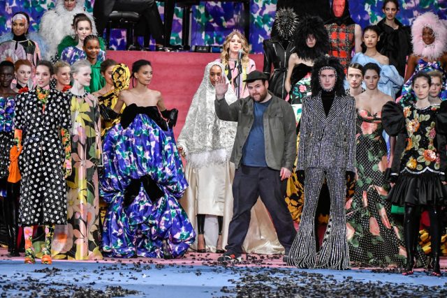 #共同抗疫:英國時裝協會啟動100萬英鎊基金,助設計師對抗疫情