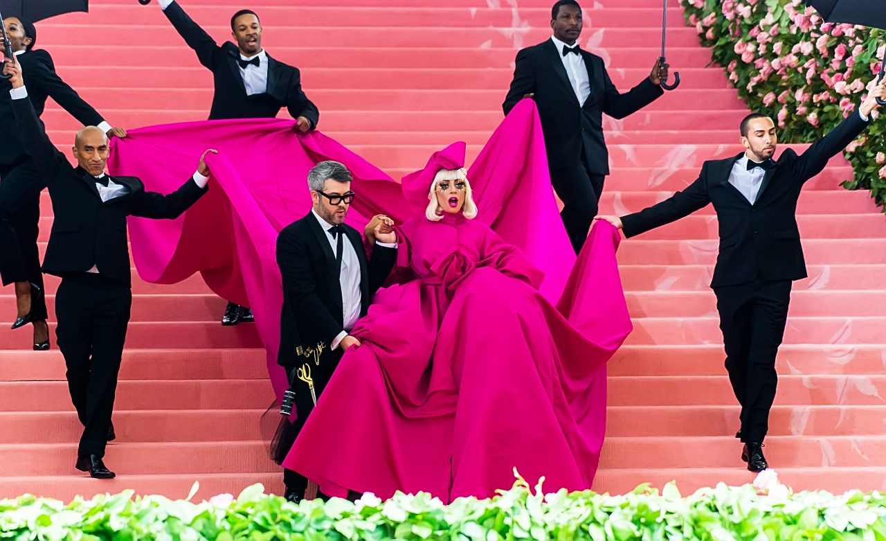 Met Gala 2021 ! 闊別一年，Met Gala 全面回歸，比較歷屆博物館場刊及歷年來的主題清單