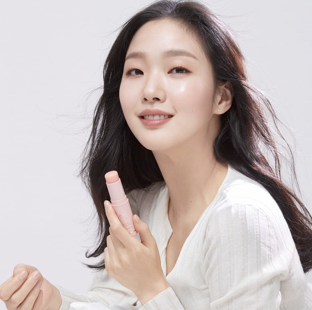 濟州島成為護膚品天然世界：金高恩《The King：永遠的君主》萬用護膚膏亦以濟州成分為主