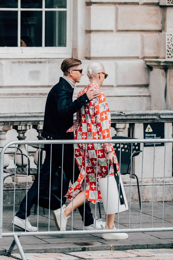 他可能沒那麼喜歡你！別忘了，在享受美妙曖昧的同時，也讓自己的愛情安全著陸