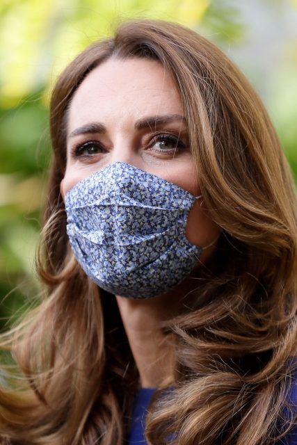 喜歡就要反覆穿：Kate Middleton 凱特王妃再次穿上其鍾愛的服飾參加重要活動