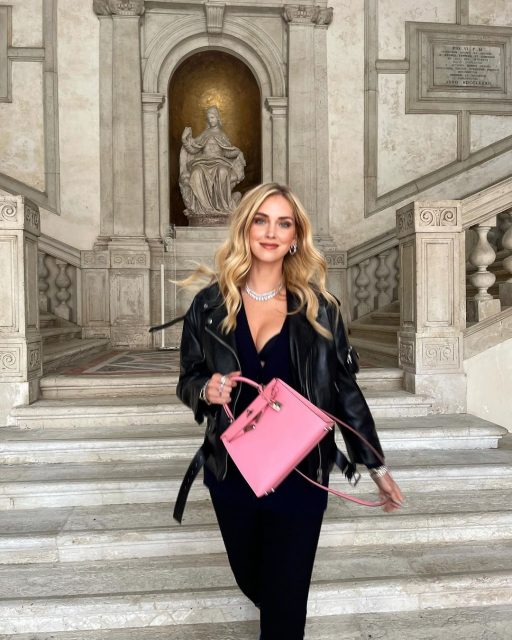 從Chanel、Dior 到 Valentino，精選 10 個最容易配搭的粉紅色調名牌手袋