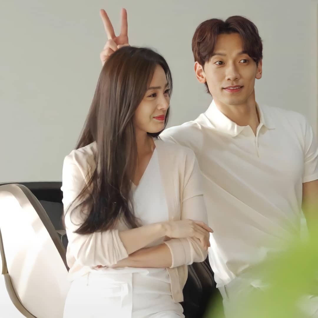 韓國娛樂圈模範明星夫婦？Rain和老婆金泰希合體拍攝廣告花絮比正片還要甜蜜！