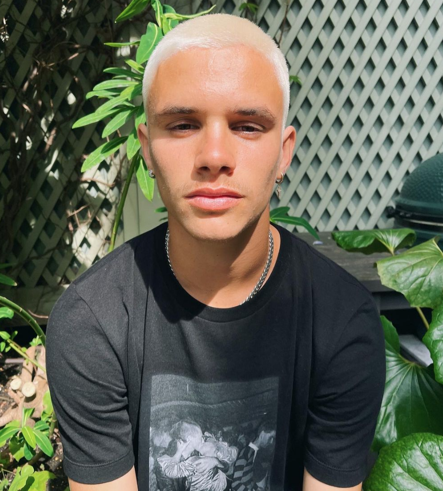 碧咸家的好感情！David Beckham玩笑指出Romeo Beckham白金平頭是抄襲他2008年的髮型？