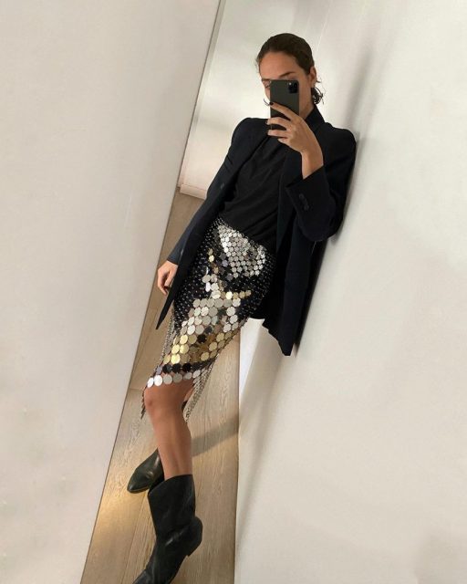 讓你成為夏日夜晚的亮點!盤點今季值得入手的 Sequin Skirts 亮片裙