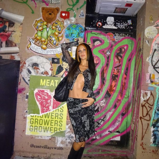 Bella Hadid 復古服飾都出自這間 Depop 商店!認識超模認證的小眾品牌 Susamusa