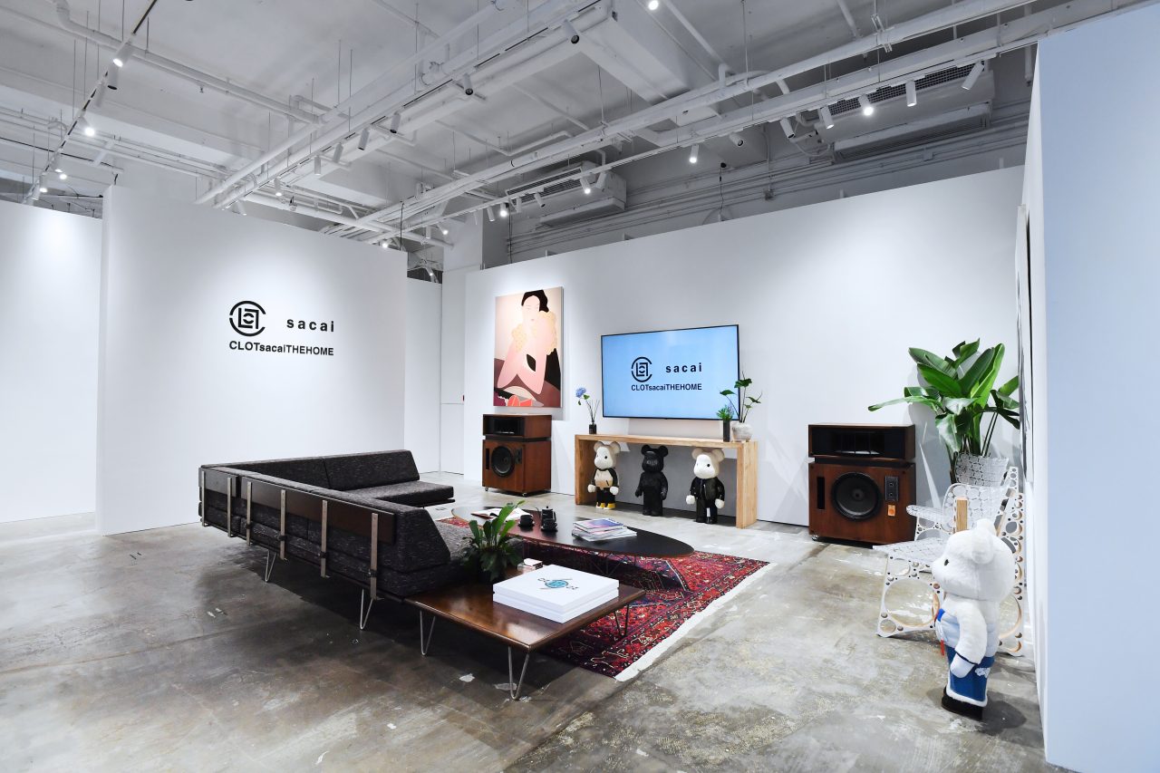 繼 LDWaffle 球鞋後兩大潮流品牌再度合作！CLOT 與 Sacai 聯乘推出 CLOTsacaiTHEHOME 家居概念店
