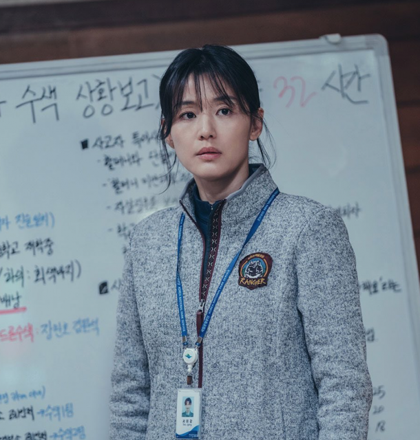 女神全智賢回來了!跟朱智勛合演新劇《智異山》正式播出