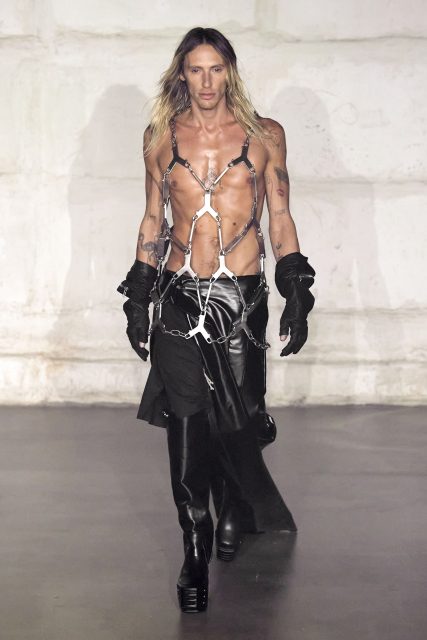 暗黑時尚大師 Rick Owens 的埃及狂想曲 | Fall/Winter 2022 Menswear