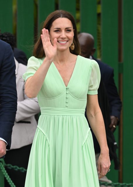 如何在夏天穿得舒適而優雅大氣？一起來看凱特王妃的5則夏日穿搭秘訣