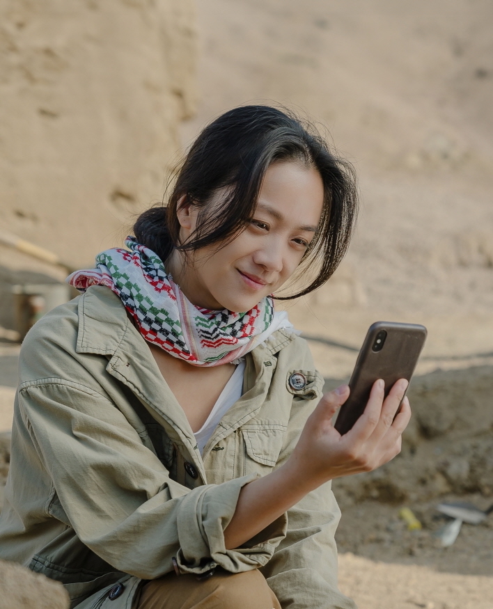 《Wonderland》定檔 6 月 5 日上映！夢幻陣容湯唯、孔劉、朴寶劍、秀智、崔宇植、鄭裕美在 AI 世界重逢摯愛