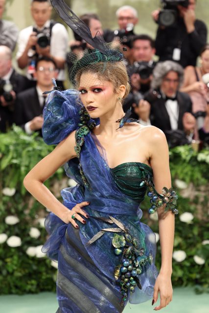Met Gala 2024|一文看最佳紅地毯造型,Zendaya 兩個造型亮相、Stray Kids 身穿 Tommy Hilfiger 首次出席、Jennie 穿着 Alaïa 造型…