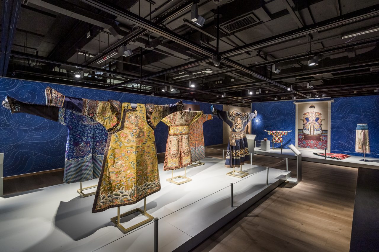 香港城市大學般哥展覽館舉辦《絲織繁華：從中國到歐洲之路》展覽，聚焦絲綢從中國到歐洲去而復返之路